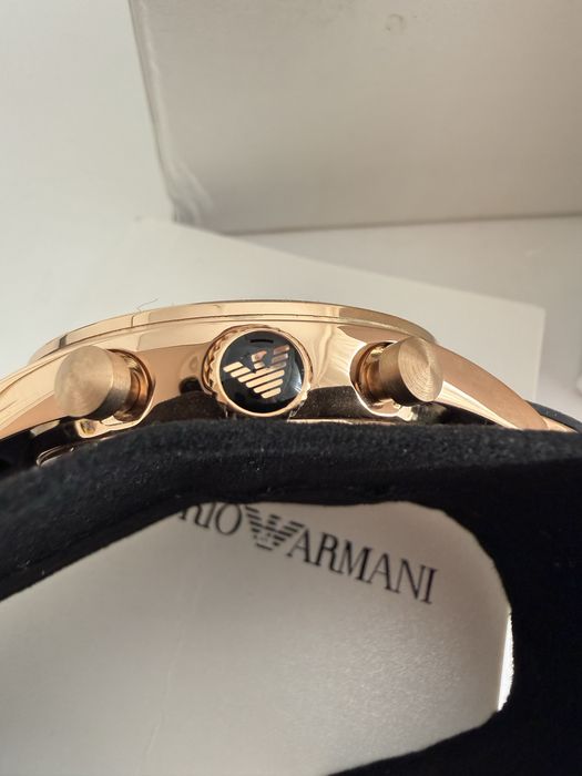 Ceas Armani  barbatesc nou,original