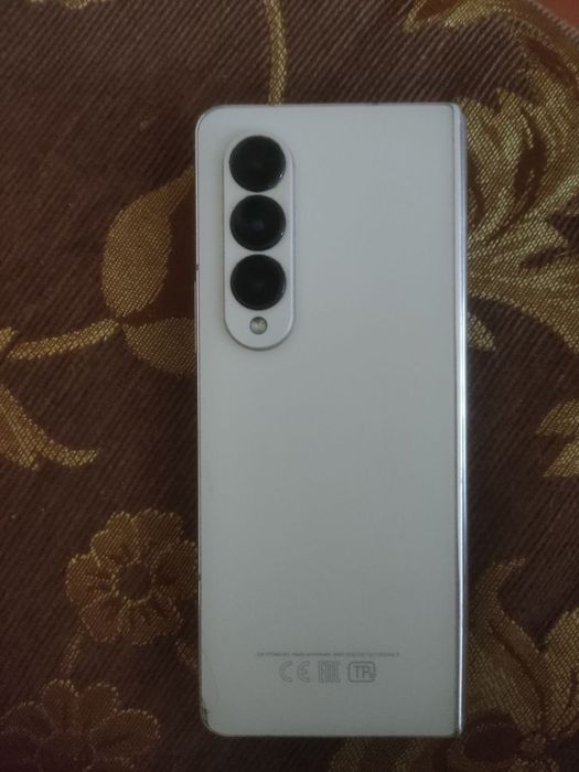 Продам либо обменяю z fold 4,срочно