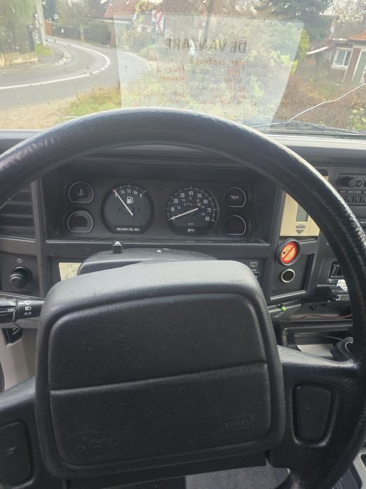 Vand Jeep Cherokee
