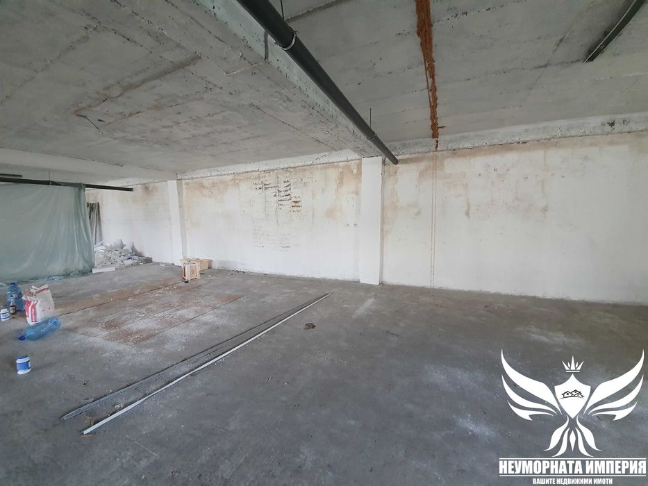 Продавам склад/цех 680РЗП с парцел 806кв. в Асеновград,П.З. Изток