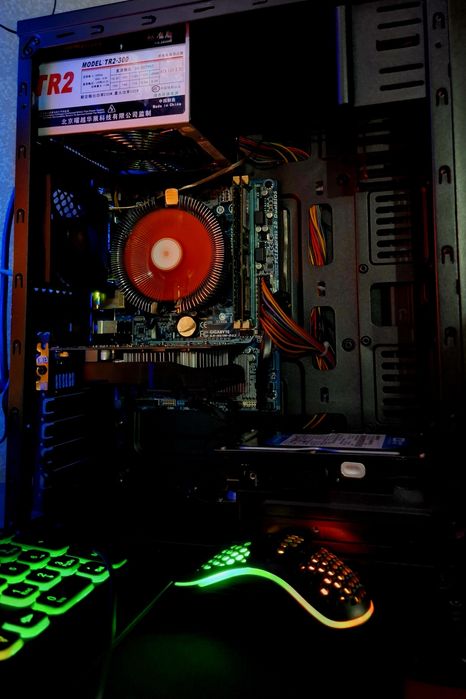 Продам компьютер/ полный комплект