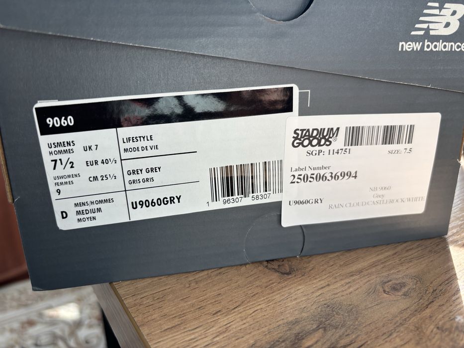 New Balance 9060 Gray