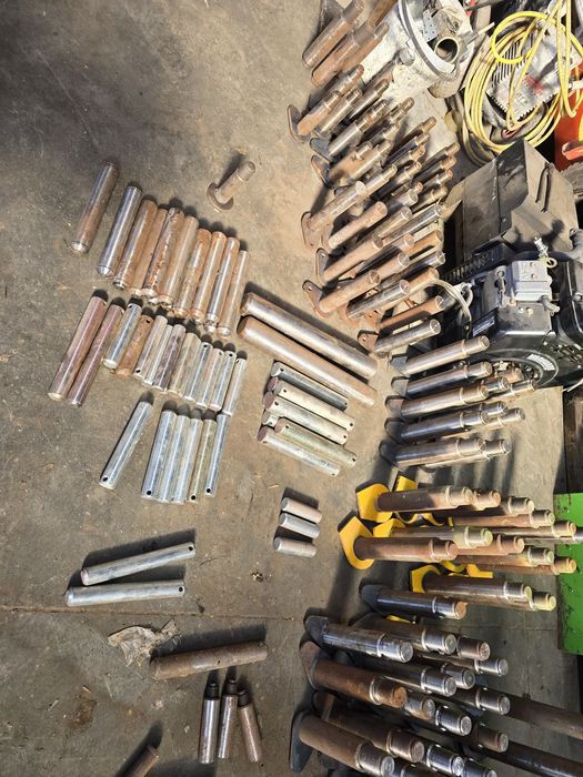 Bolțuri Buldoexcavatoare si Miniescavatore