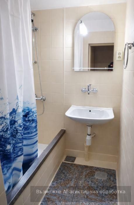 Тристаен апартамент  в гр.Варна, Завод Дружба!