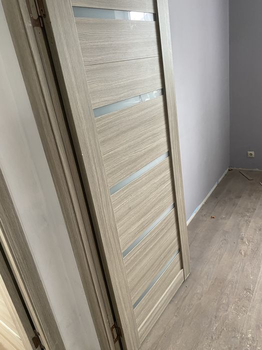 Продам межкомнатные двери б/у