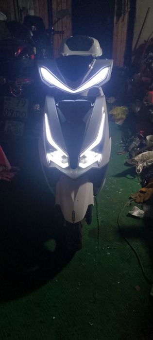 Продам скутер Nomad 700
