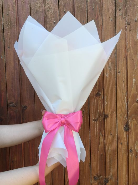 Buchete cu trandafiri din satin – realizate la comandă