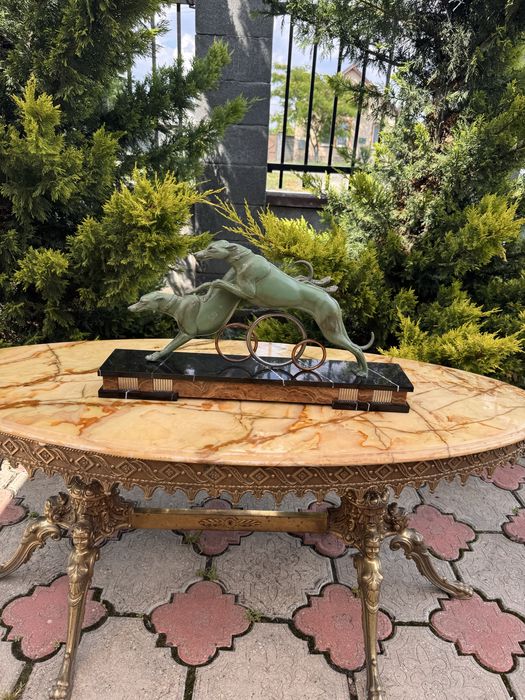 Statueta Art Deco - metal pe soclu de marmura