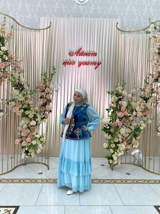 Қазақша киім сатылады