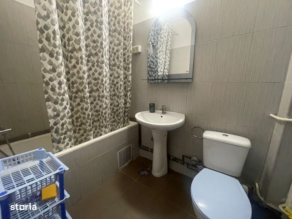 Apartament 2 camere, 45 mp, decomandat, zona Garii-Randez Vous