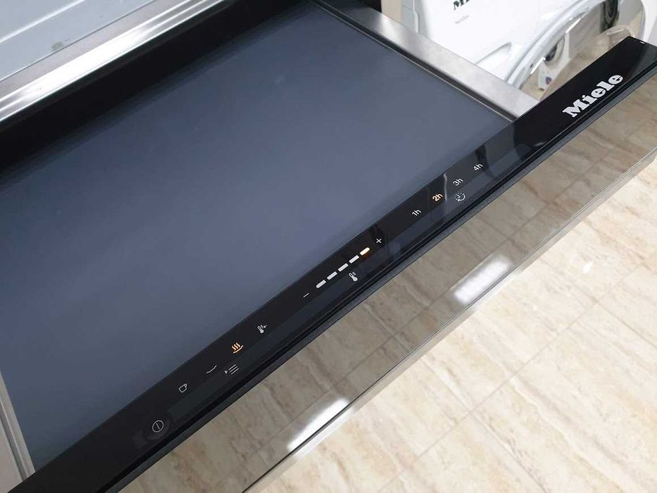 Miele Подгряващо Чекмедже без Дръжка за Вграждане в Кухня 14 cm