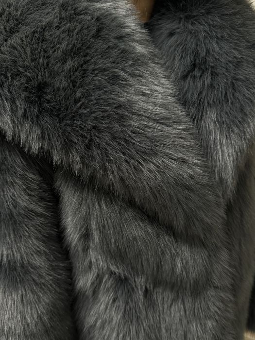 Продам новую эко шубу