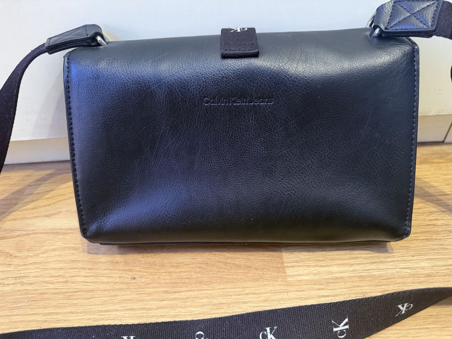 Дамска чанта Calvin Klein