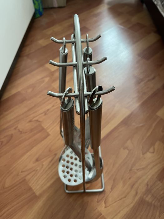 Подставка под кухонные приборы