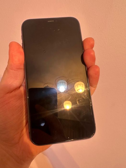 Apple 11 в хорошем состояний