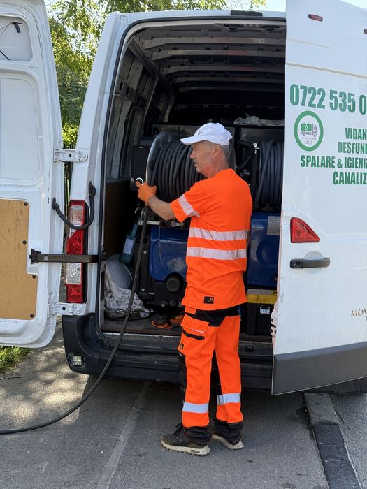 Vidanjare si Desfundare BALOTESTI - canalizare si fose