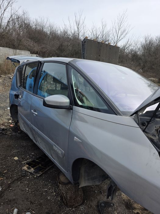 Рено Еспейс 4 3.0ДЦИ 180 к.с. на части