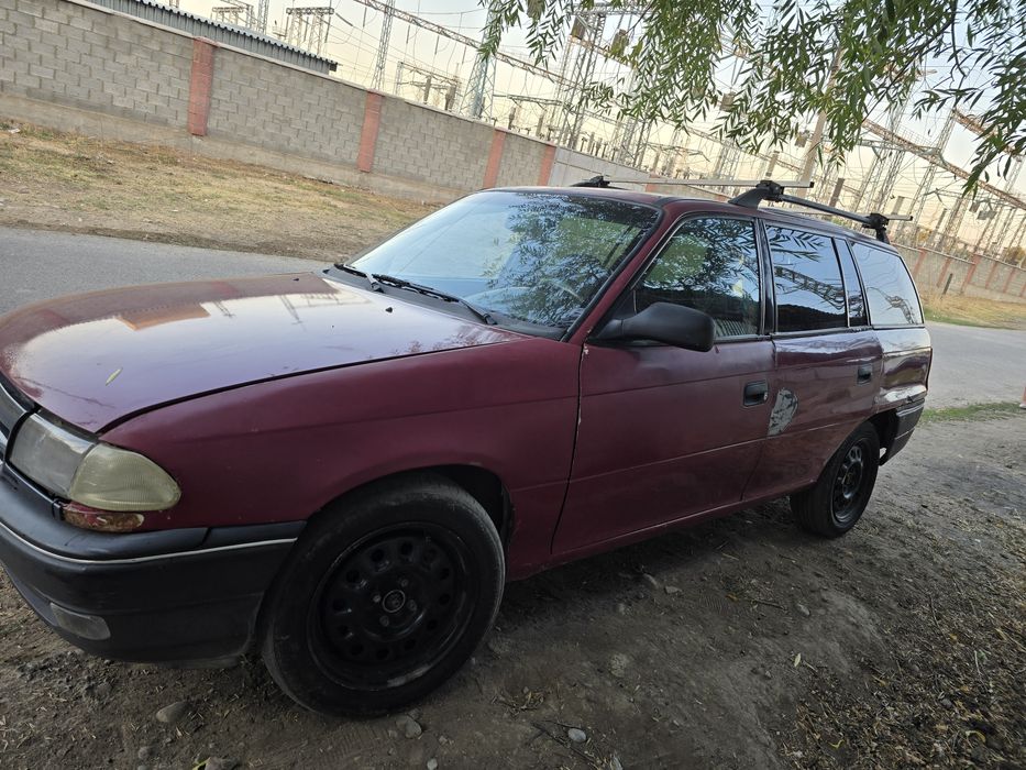 Опель астра 1,6 мона