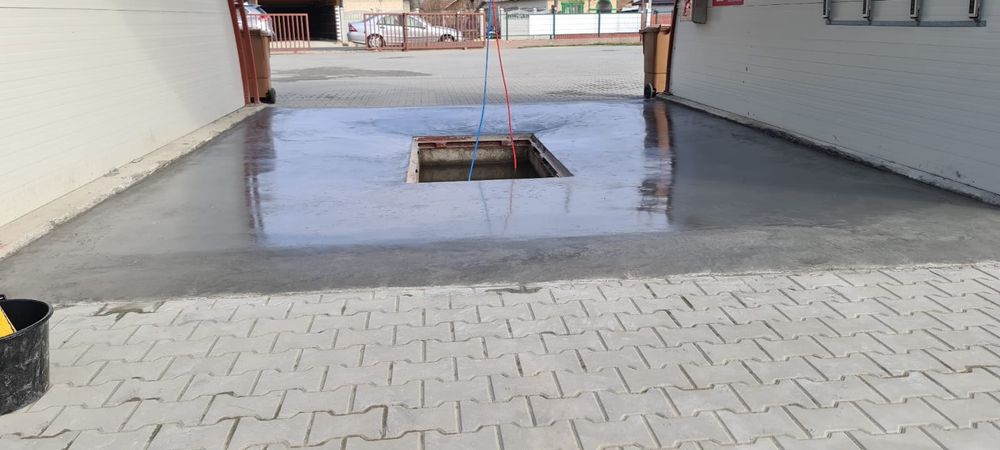 Beton Elicopterizat cu Quart, Turnare Beton  finisat mecanic cu elicopter si Cuarț in curte, sapa elicopterizata  din beton, ciment sclivisit