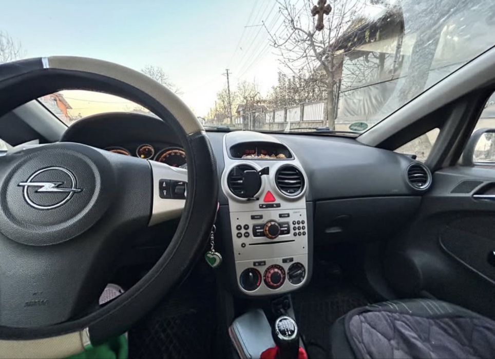 Opel Corsa D 2007