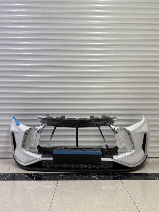 Жетур х50 передный бампер белый оригинал