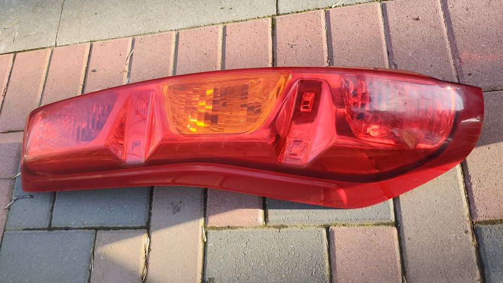 Stop lampa spate stânga Nissan xtrail T31 2008
