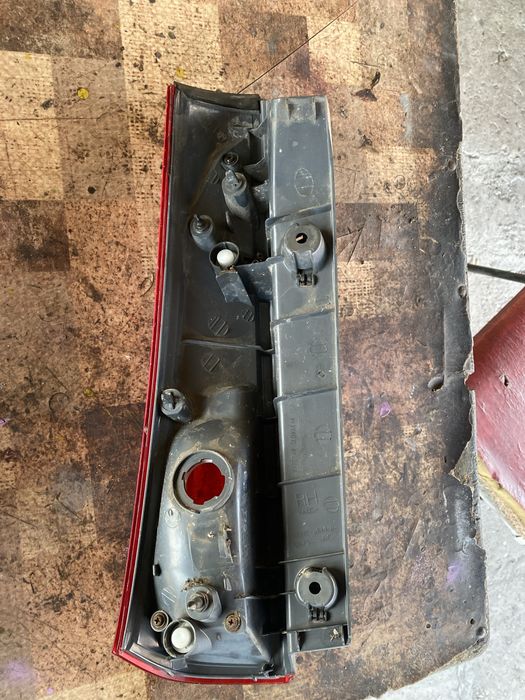 Десен горен стоп за киа сийд комби 2008г