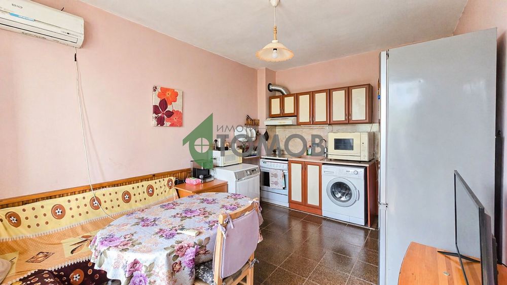 Продава се Тристаен апартамент в Стара Загора, Център - 84 кв.м за 881 €/кв.м - Снимка #4
