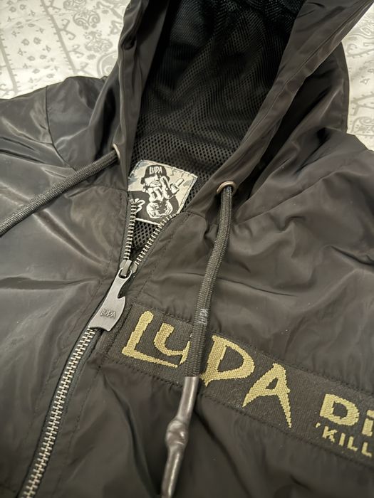 Luda Ветровка.