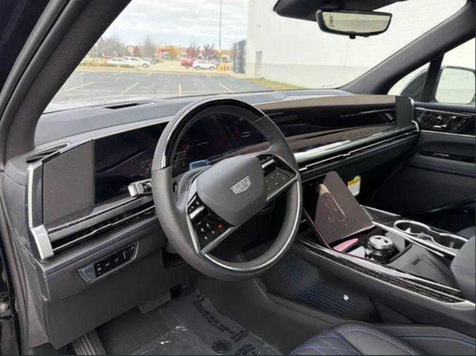 Mix Motors Cadillac Escalade IQL Sport 2026