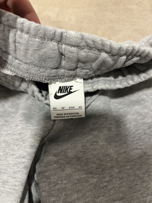 Сив анцунг Nike