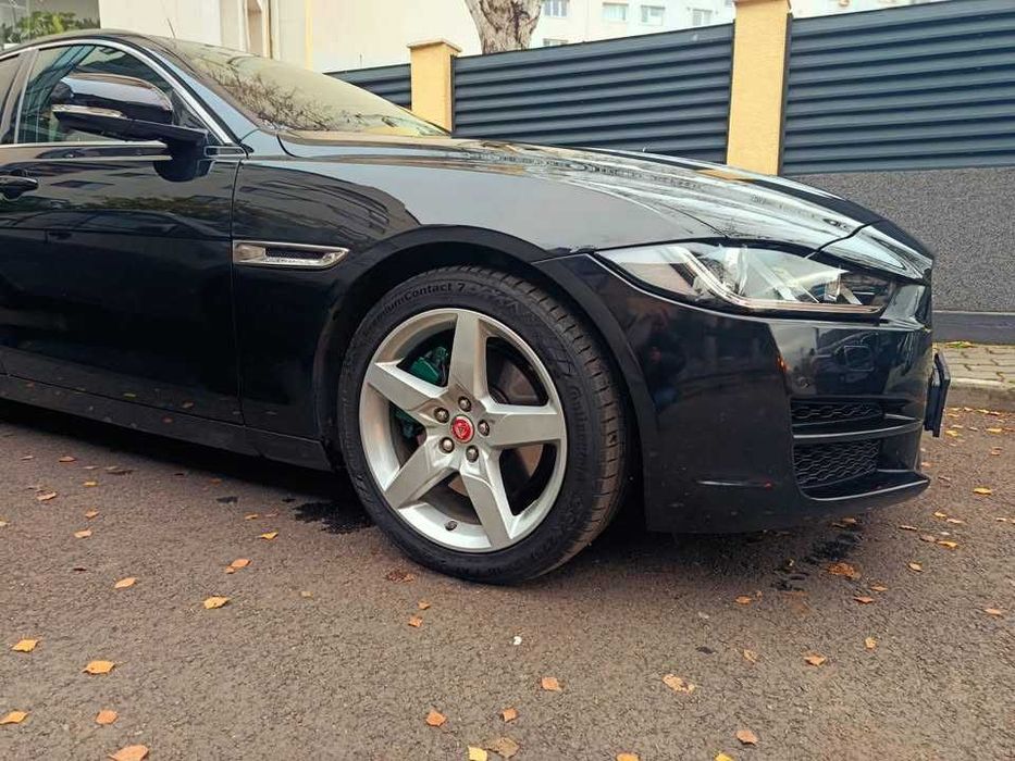 Jaguar XE, MY2019 - P200