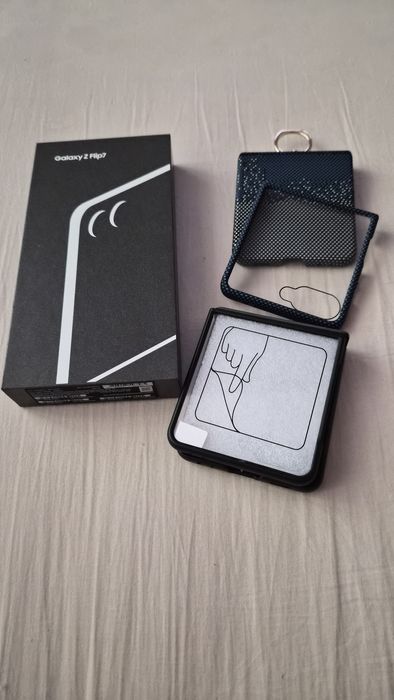 Обмен Samsung z flip 7.