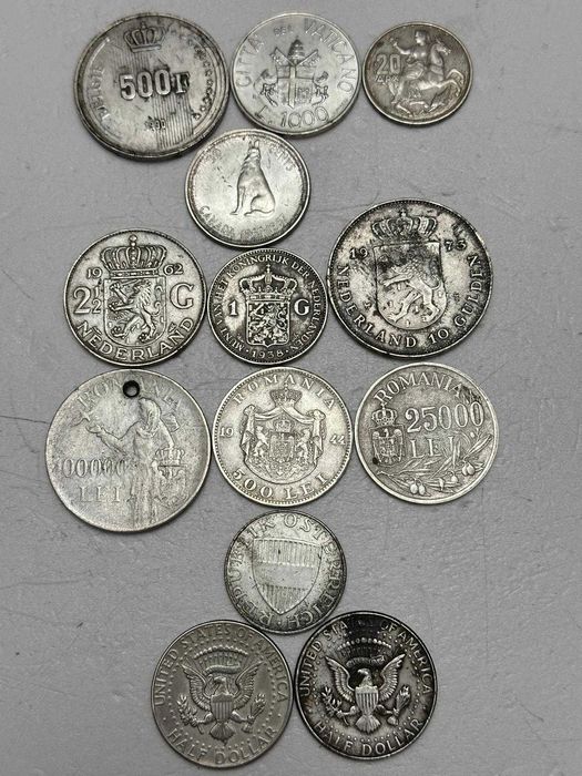LOT 13 MONEDE ARGINT - Necuratate - Diferite Tari - 185g -10.5 lei/gr.