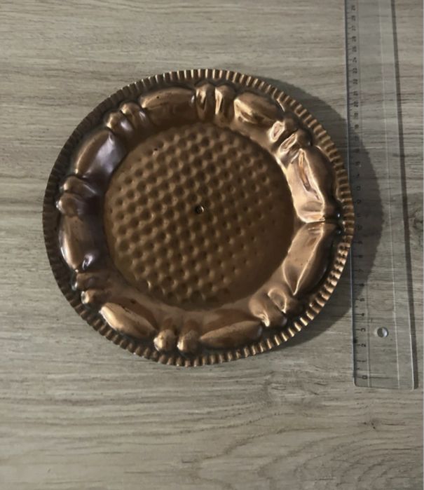 Farfurie din metal