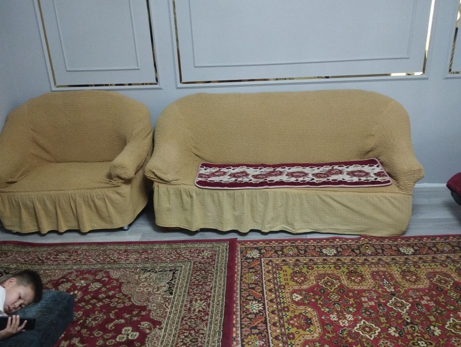 Диван с  креслом продам