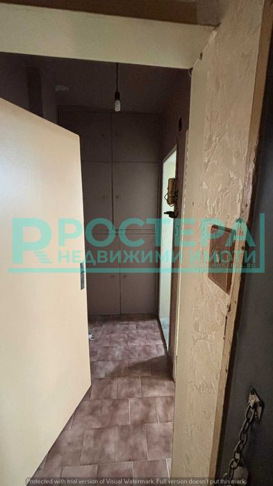 Многостаен Етаж от Къща - кв. Вароша