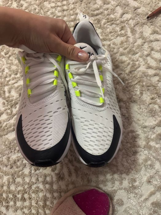 Trainers/adidasi  dama originali