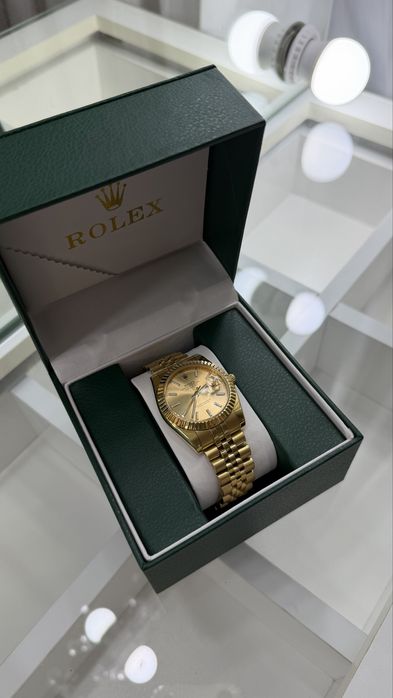 Rolex новые часы золотые