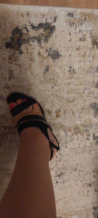 Sandale cu toc, negre, elegante,masura 39