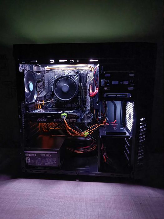 RTX 4060 Ti 16GB VRAM / Ryzen 7 5800X / 64GB DDR4 / 1TB NVMe - Компютър за Видео монтаж