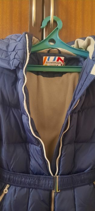 Пуховик для девочек. Зимний. Размер 152 см.