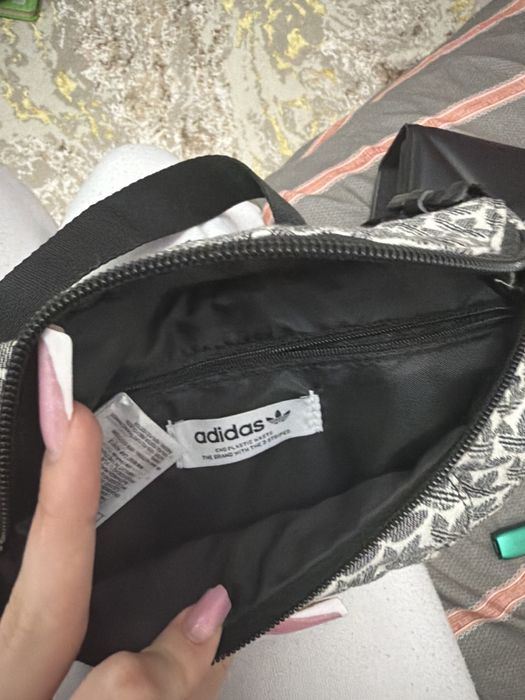 Borseta adidas pentru barbati