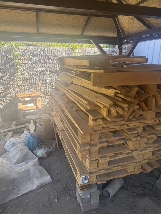 Продам паллеты 90*200