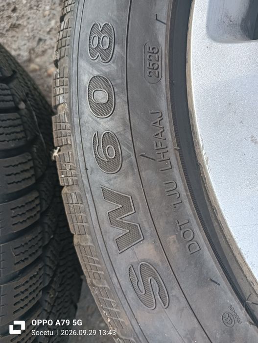 Vând cauciucuri. Opel Astra de iarna.