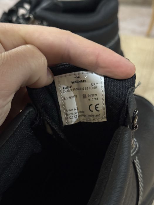 Bocanci cu fier Walkmate noi