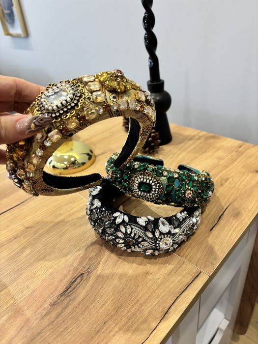 Диадема тиара с камъни корона сватба