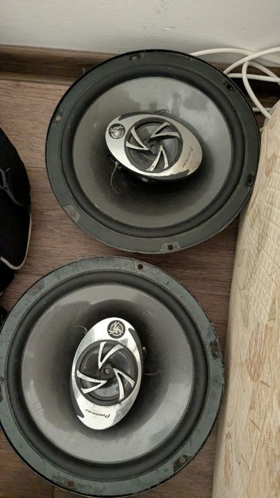 Продам динамики pioneer TS-A2511