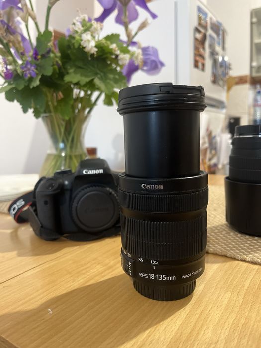 Canon EOS 750 D + обектив CANON EFS 18-135