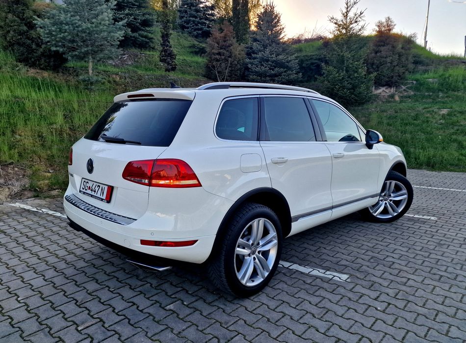 Volkswagen Touareg 3.0 TDI V6/ 2012/Panoramic/Perne/Zoll /Full/Germania
